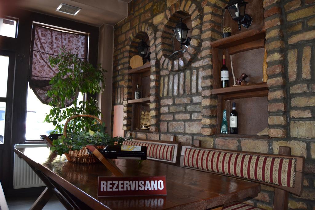 Europa Motel Sarajevo Buitenkant foto